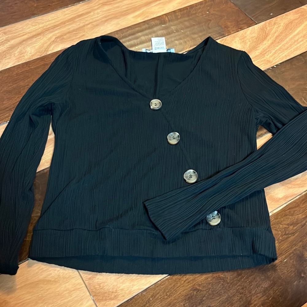 Cropped shirt